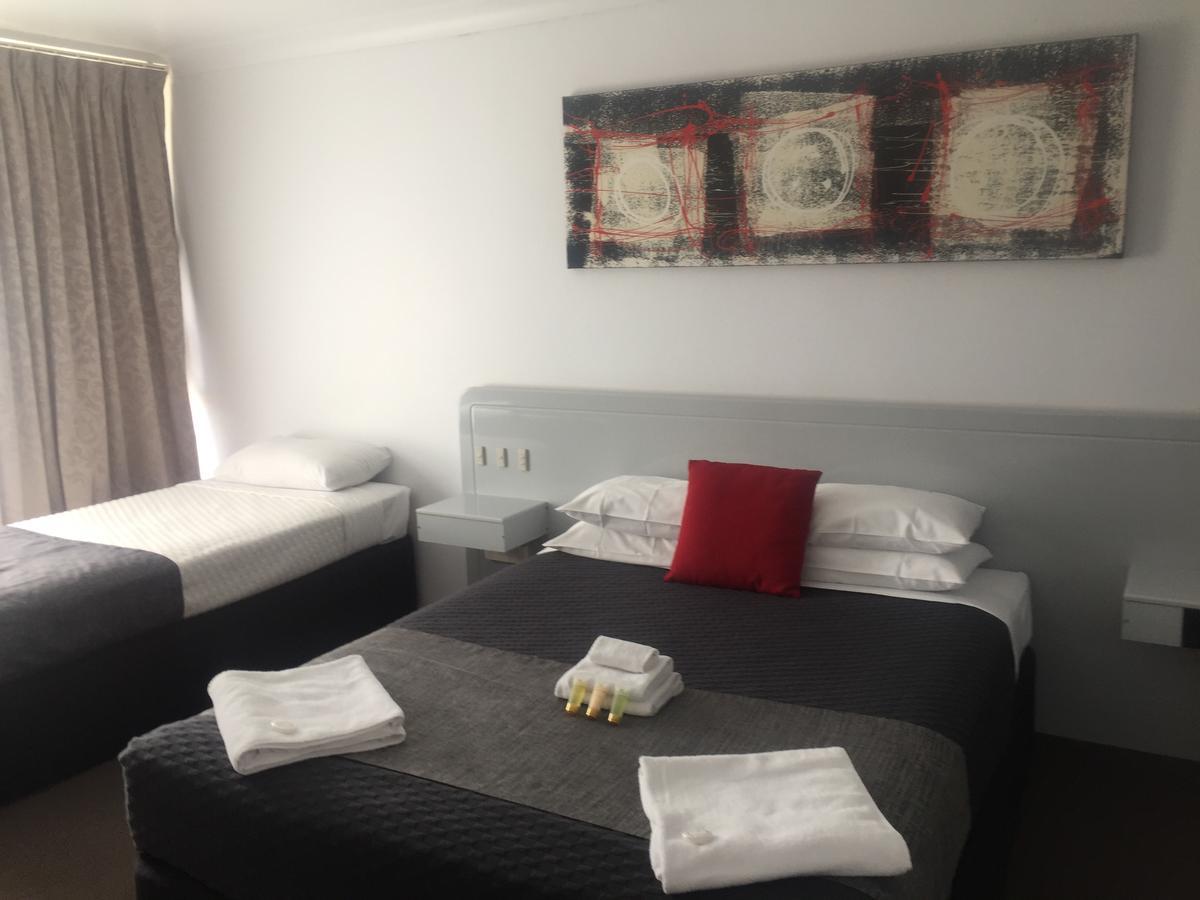 Alexander Motel Warwick Zewnętrze zdjęcie